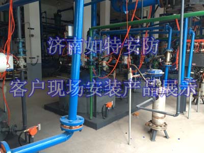 �Ͳ��е��ػ�������װ���屨�����ֳ�